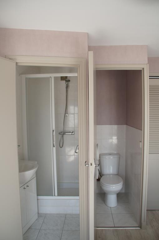 La Petite Cour Hotel Trouville-sur-Mer Kamer foto